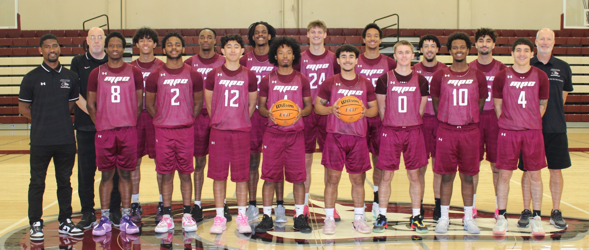 Men's Basketball Team Photo